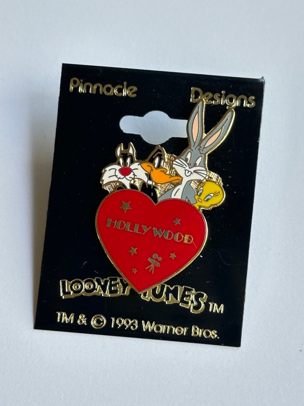 Rare Vintage 1993 Looney Tunes Bugs Bunny Lapel Tweety Bird Hat Pin